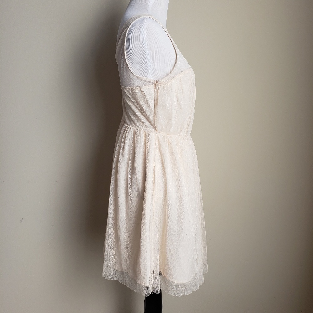 Pins and Needled UO cream lace overlay dress - Picture 3 of 6